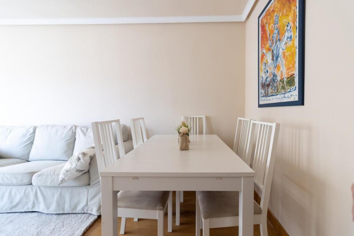 Апартаменты Apartamento Centro Gijon Con Parking Экстерьер фото