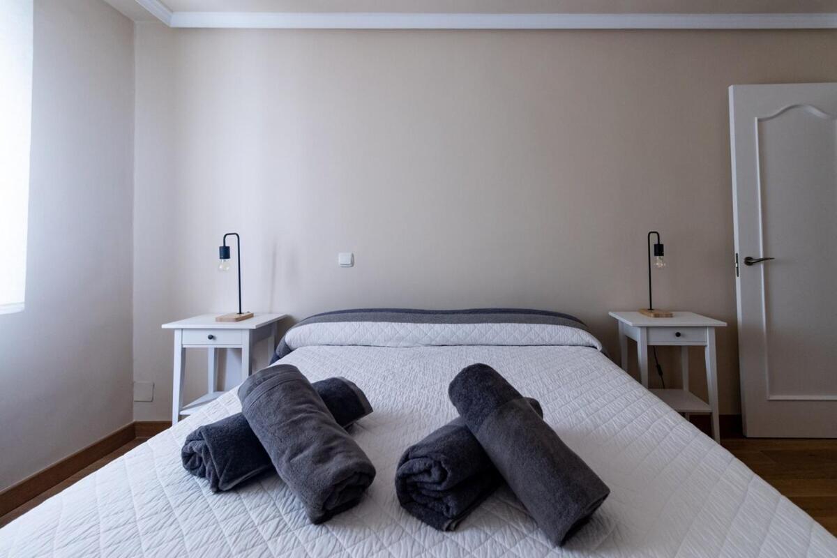 Апартаменты Apartamento Centro Gijon Con Parking Экстерьер фото